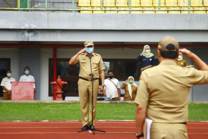 Apel Perdana Sebagai Plt. Wali Kota Bekasi Tri Intruksikan Pelayanan Publik Harus Tetap Berjalan