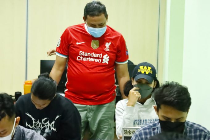 PLT. WALI KOTA BEKASI MENJADI NARASUMBER DI ACARA WORKSHOP RUANG KEREN KAMPUS STIAMI