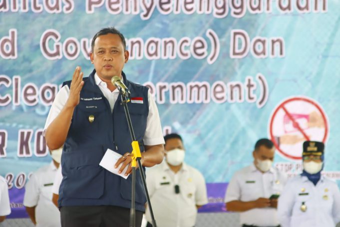Plt. Wali Kota Bekasi Tri Adhianto Pimpin Apel Deklarasi Komitmen Bersama Anti Korupsi