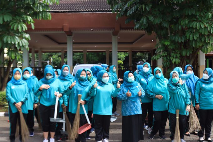WIWIK HARGONO AJAK PENGURUS DAN KADER PKK PERINGATI HPSN 2022