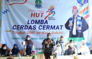 Sambut HUT ke-25, Sekda Kota Bekasi Buka Lomba Cerdas Cermat Tingkat SMP se-Kota Bekasi