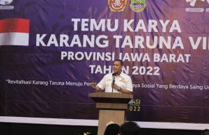 Plt. Wali Kota Bekasi Dampingi Gubernur Jawa Barat Dalam Temu Karya Karang Taruna VIII Provinsi Jawa Barat di Hotel Merapi Merbabu Kota Bekasi