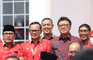 TRI ADHIANTO PLT WALI KOTA BEKASI HADIRI HUT APEKSI KE 22