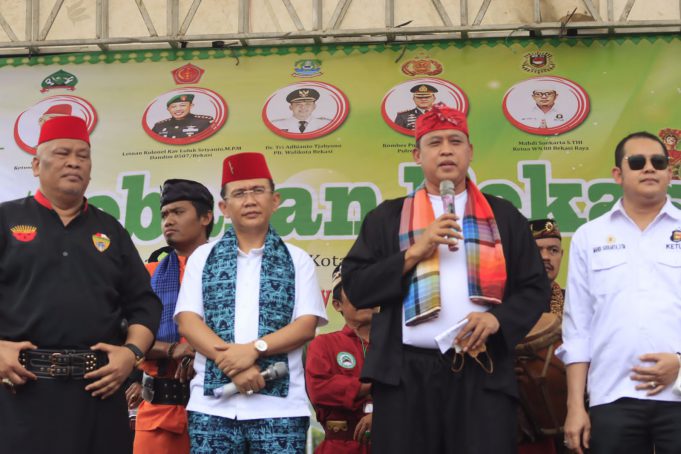 Tri Adhianto Plt.Walikota Menghadiri Event Lebaran Bekasi 2022, Silaturahmi Antar Sesama Warga Bekasi Raya