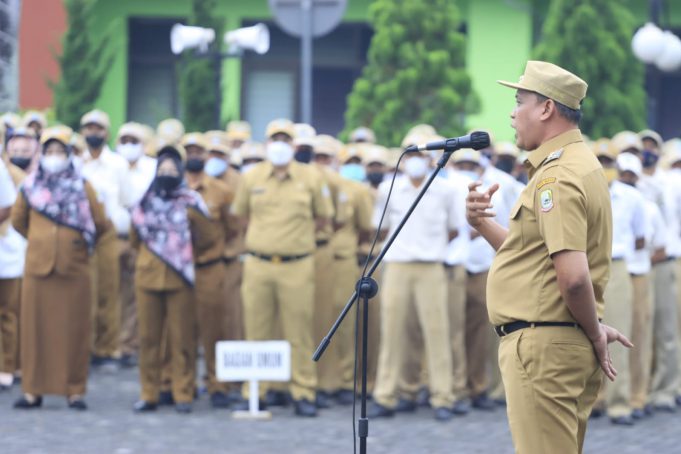 TRI ADHIANTO PLT. WALIKOTA SAMPAIKAN ENAM POINT PENTING DALAM APEL GABUNGAN PEMKOT BEKASI