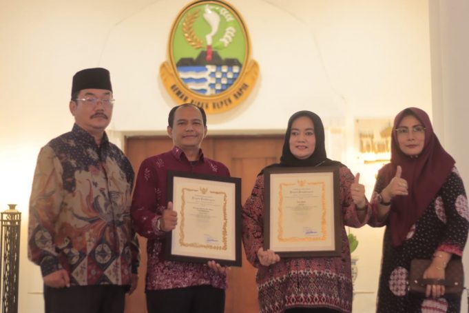 KOTA BEKASI KEMBALI MERAIH DUA PENGHARGAAN DARI PROVINSI JAWA BARAT