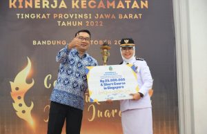 KECAMATAN BEKASI TIMUR SABET JUARA I KINERJA KECAMATAN TERBAIK SE PROVINSI JABAR