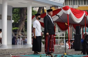 Peringati Hari Santri, Tri Adhianto Plt Wali Kota: Peran Santri Merebut, Mempertahankan serta Mengisi Kemerdekaan Republik Indonesia
