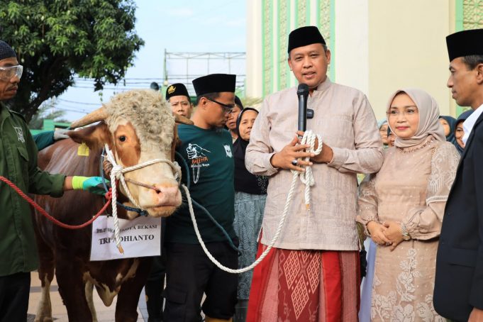 Tri Adhianto Plt, Wali Kota Bekasi Laksanakan Shalat Idul Adha Sampaikan Makna Dari Idul Adha