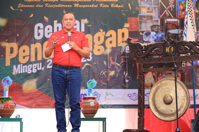 Tri Adhianto Plt. Wali Kota Bekasi Saat Hadiri HUT Koperasi Lembur Kranggan: “Kuatkan Peran Serta Koperasi untuk Sejahterakan Masyarakat”