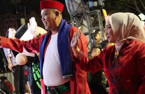 Pertunjukkan Pesona Bekasi Keren Meriahkan Malam Perayaan Karnaval dan Pawai Budaya Rakernas XVI Apeksi 2023