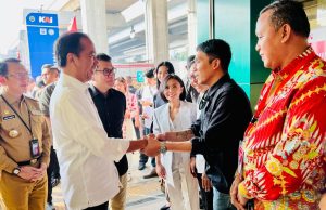 Tri Adhianto Plt. Wali Kota Bekasi Ikut Naik LRT Jabodebek Bersama Presiden RI dan Para Influencer Tanah Air