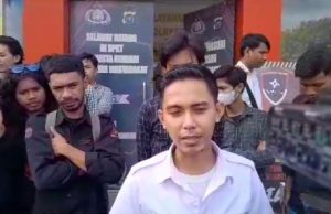 Dituduh Menyebar Berita Bohong Aliansi Mahasiswa Sulawesi Tenggara Laporkan Hashim Djoyohadikusumo ke Mapolres Kendari