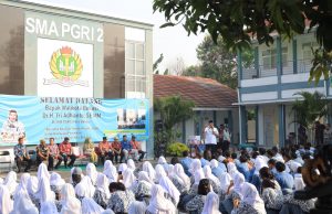 SOSIALISASI WAWASAN KEBANGSAAN, TRI ADHIANTO WALI KOTA BEKASI BERIKAN MOTIVASI KEPADA PARA SISWA