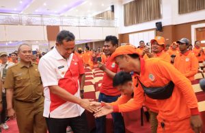 Wali Kota Bekasi Intruksikan Dinas Berikan Beasiswa Sekolah Paket Bagi Petugas Yang Putus Sekolah