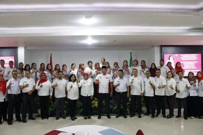 Optimalkan Pelayanan Kesehatan di Wilayah, Wali Kota Bekasi Lakukan Pembinaan Kepada Para Kepala Puskemas