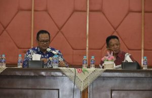 Rapat Koordinasi Perdana Pj. Wali Kota Bekasi R. Gani Muhamad Bersama Para Pejabat Pemerintah Kota Bekasi