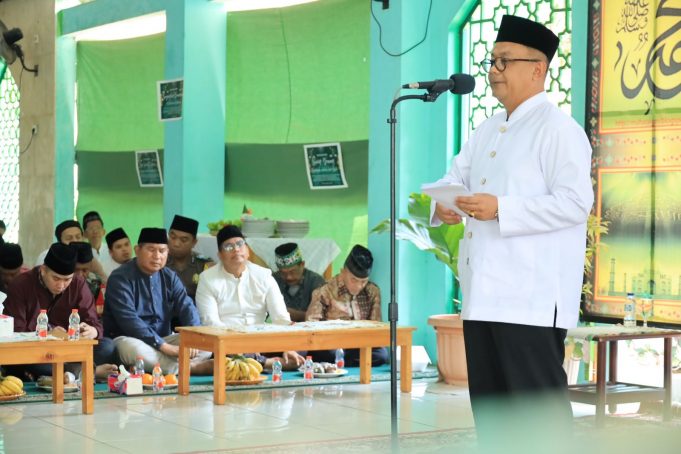 Pj. Wali Kota Bekasi Hadiri Peringatan Maulid Nabi di Wilayah Kecamatan Bekasi Barat