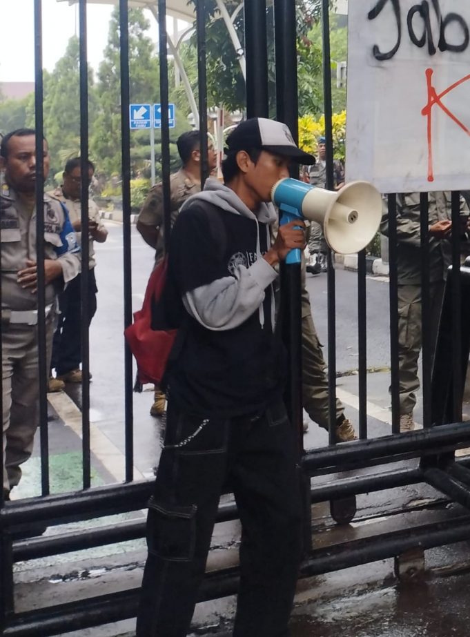 Dukung Caleg Golkar Dapil 3, Aktifis Barisan Muda Bekasi Minta Pecat LPM, BKM Bantar Gebang