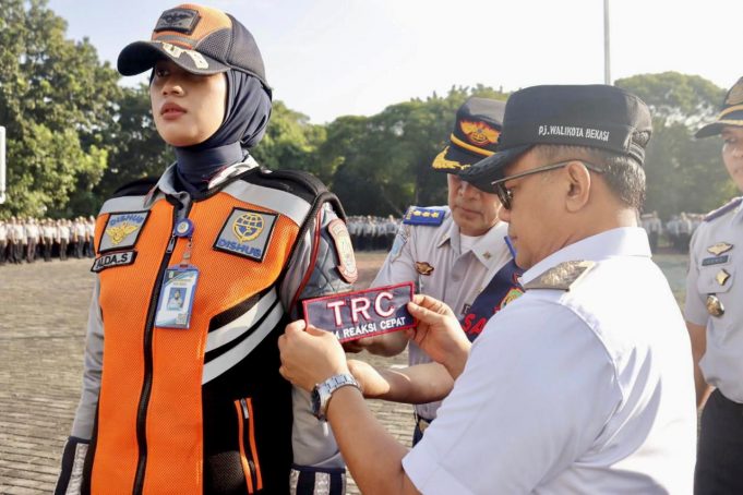 Berantas Pungli, Pj. Wali Kota Bekasi Sahkan Tim Unit Reaksi Cepat Dishub