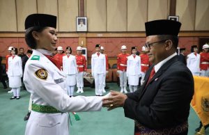 Paskibraka Tingkat Kota Bekasi Tahun 2024 Dikukuhkan Oleh Pj Wali Kota Gani Muhamad