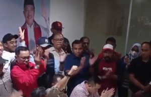 PASANGAN TRI ADHIANTO – HARRIS BOBIHOE UNGGUL 48 % SUARA DI PILKADA KOTA BEKASI 2024