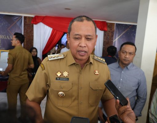 Wali Kota Bekasi Tri Adhianto Berikan Kado Istimewa di Hari Guru Nasional: Ratusan Guru Honorer Diangkat Menjadi PPPK Paruh Waktu