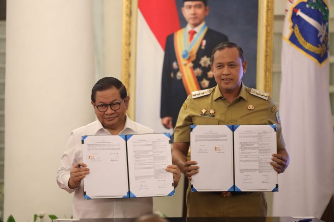 Pramono dan Tri Adhianto Tandatangani Pengolahan Sampah Baru Dengan Ubah Pola Kelola Sampah hingga Pembangkit Listrik Dengan Kompensasi Rp.362 Miliar